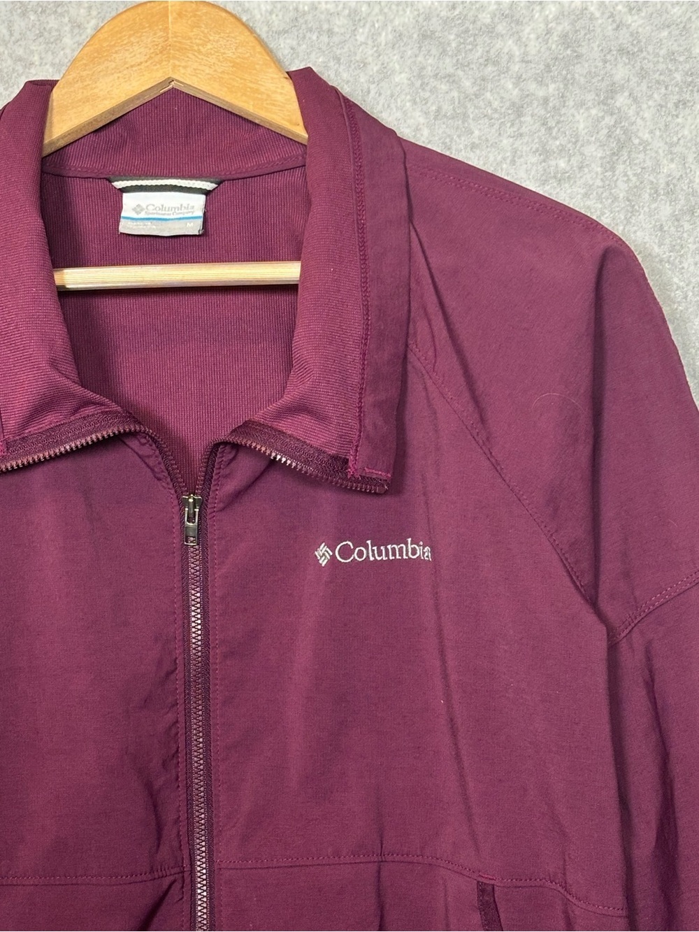 Columbia Full Zip Softshell Windbreaker Jacket-Burgundy Purple-Women Size Medium